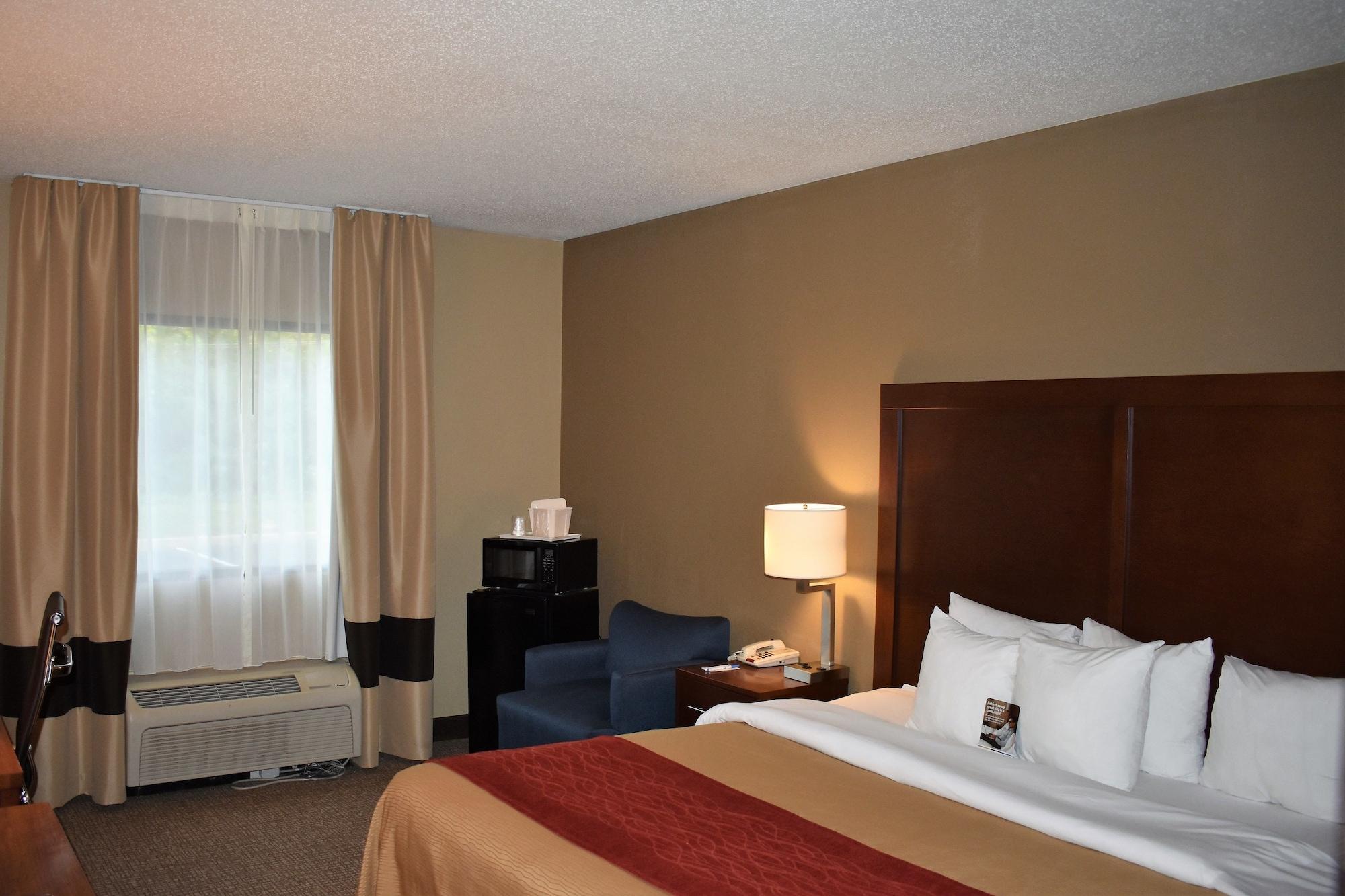 Comfort Inn Bordentown Near Nj Turnpike Exterior photo