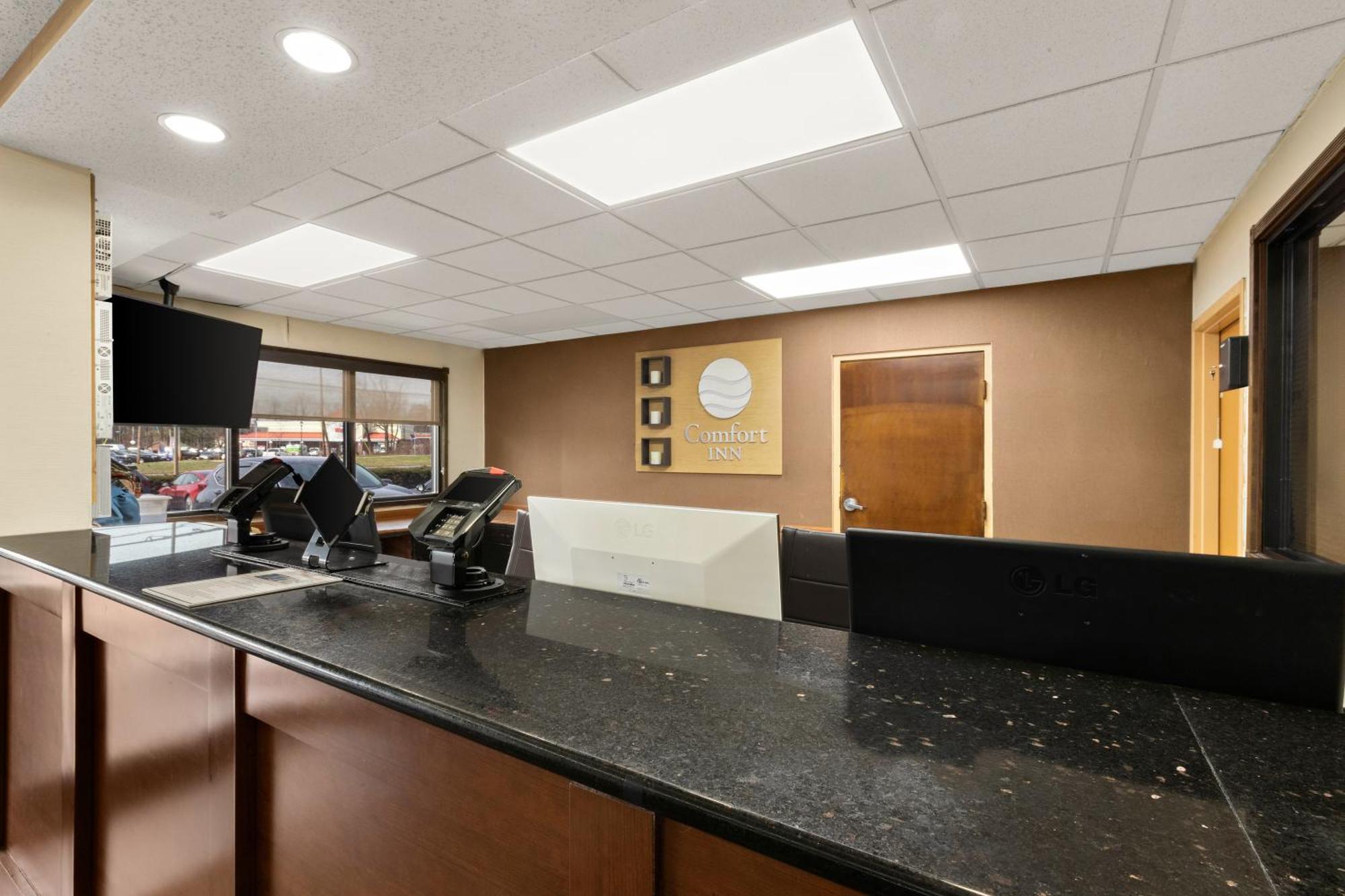 Comfort Inn Bordentown Near Nj Turnpike Exterior photo