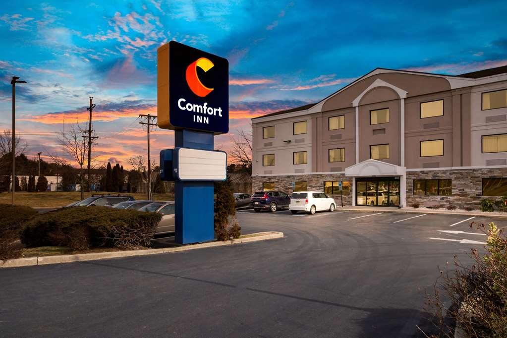 Comfort Inn Bordentown Near Nj Turnpike Exterior photo
