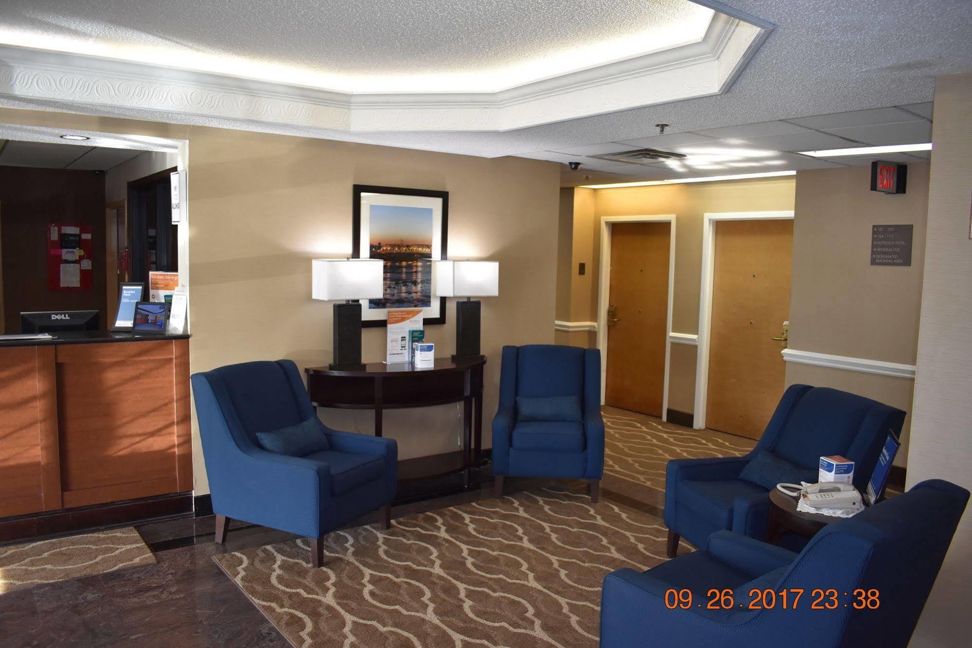 Comfort Inn Bordentown Near Nj Turnpike Exterior photo